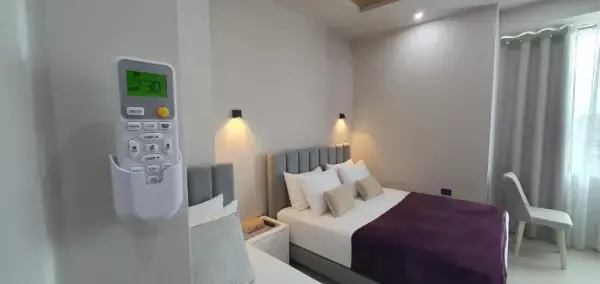 Radio Hotel — 3